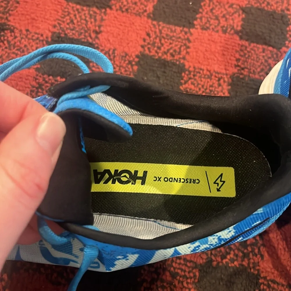 Hoka crescendo XC with spikes